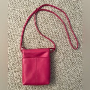 ILI New York Toronto Genuine Leather Pink Mini Sac
Crossbody